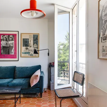 Bright & Artistic 1bd Buttes Chaumont Paris
